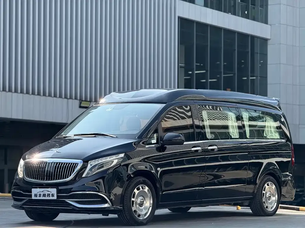 Mercedes-Benz Vito — фото 1