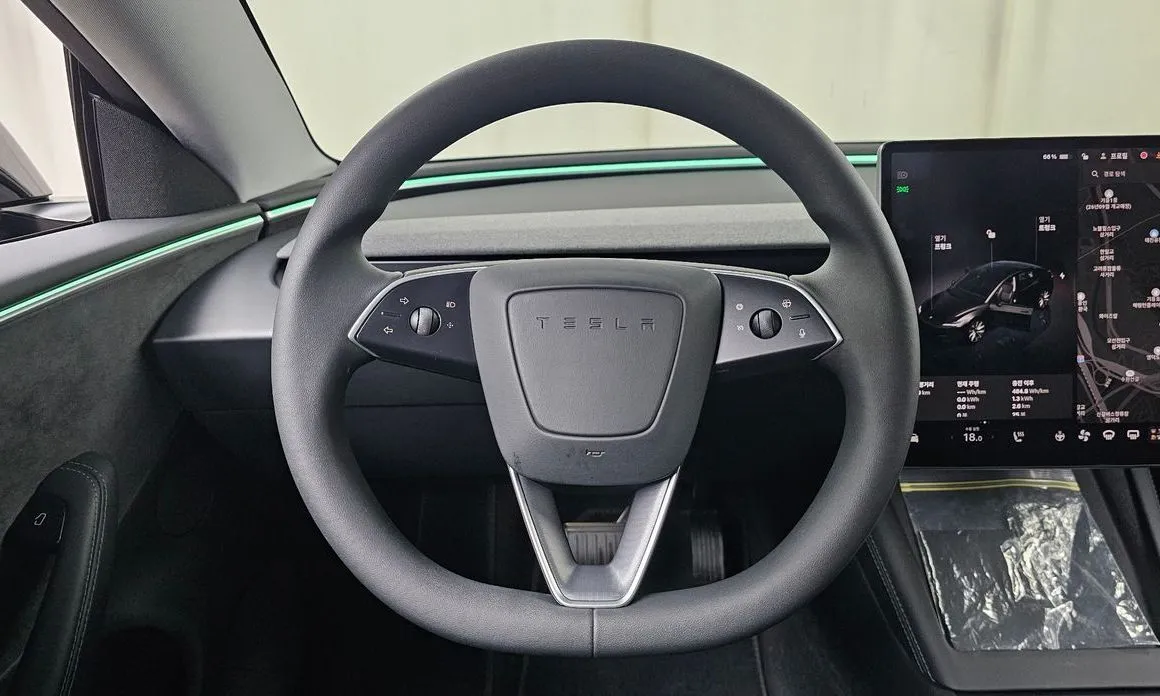 Tesla Model 3 — фото 4