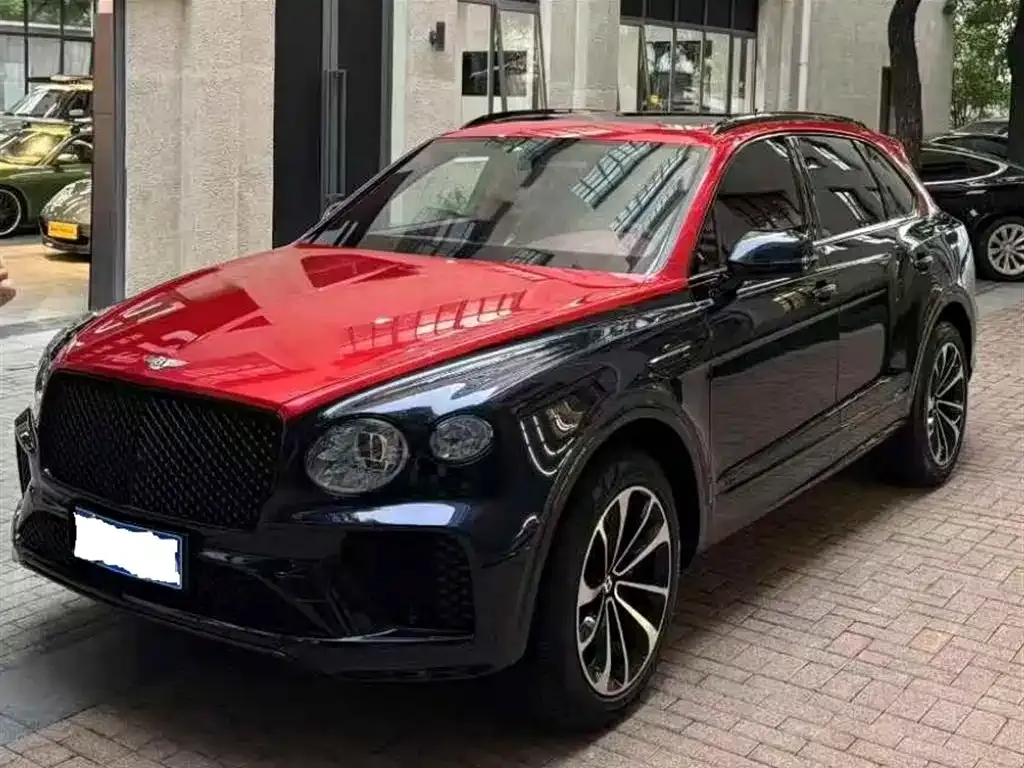 Bentley Bentayga — фото 1