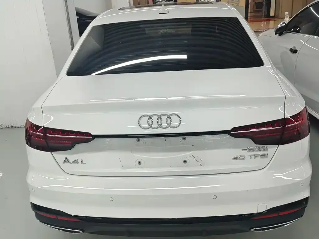 Audi A4L 2025 из CN, фото 7
