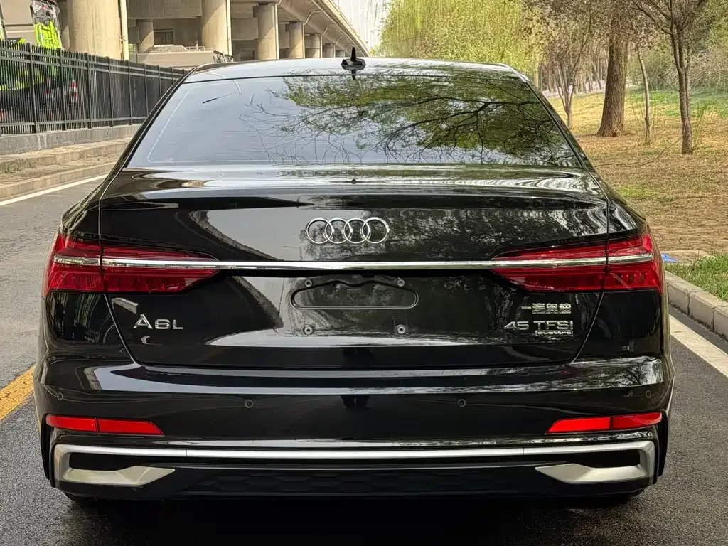 Audi A6L — фото 4