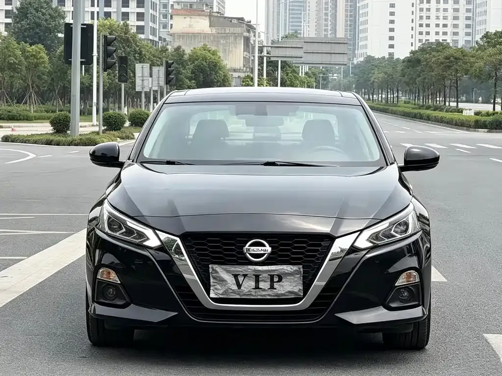 Nissan Teana — фото 2