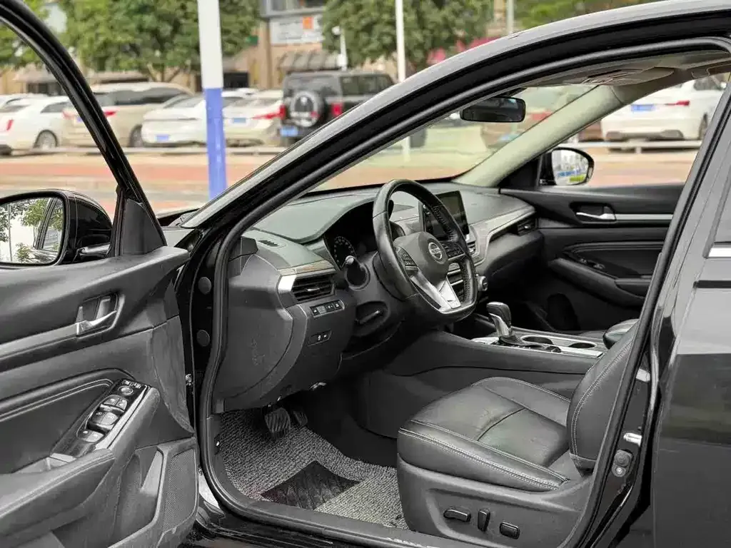 Nissan Teana — фото 3