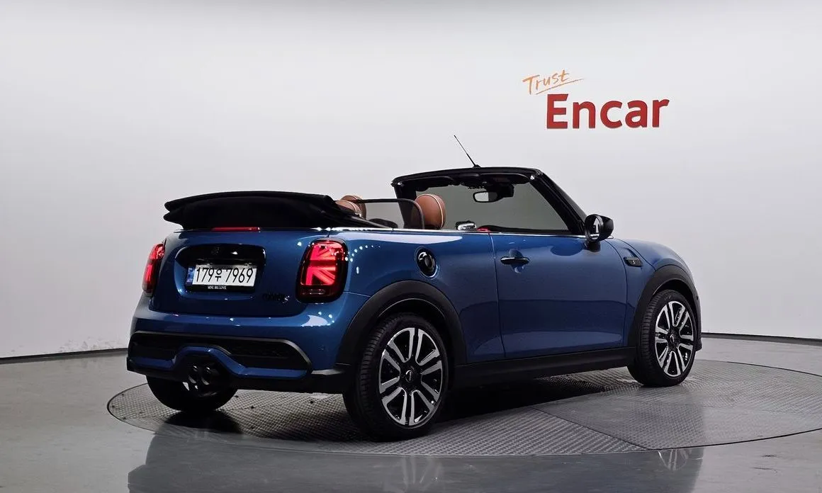 Mini Cooper Convertible — фото 9