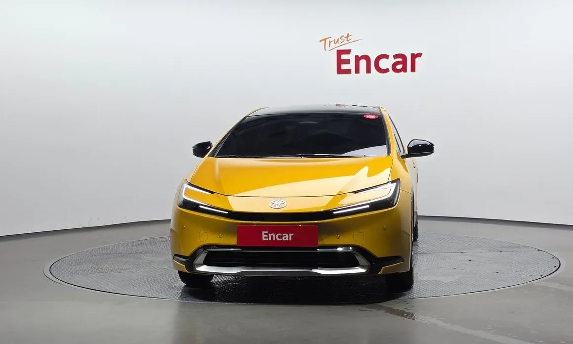 Toyota Prius — фото 8