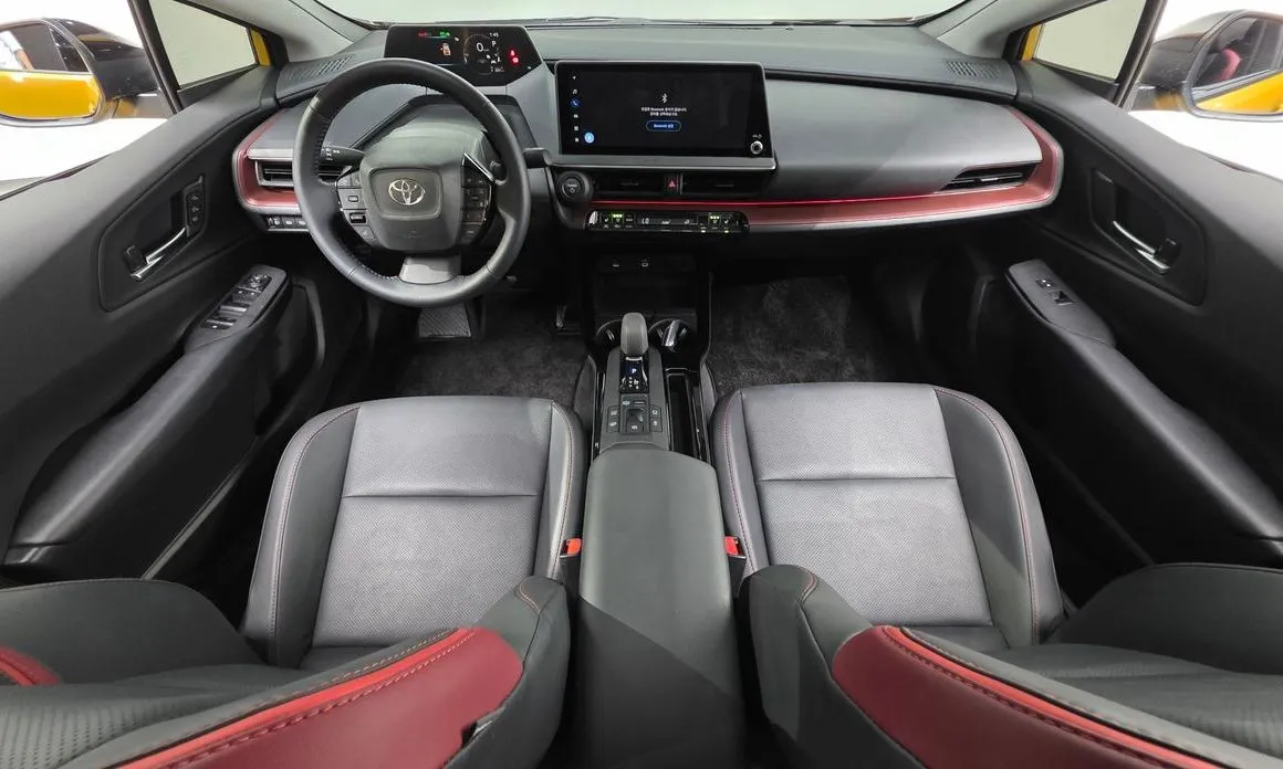 Toyota Prius — фото 2