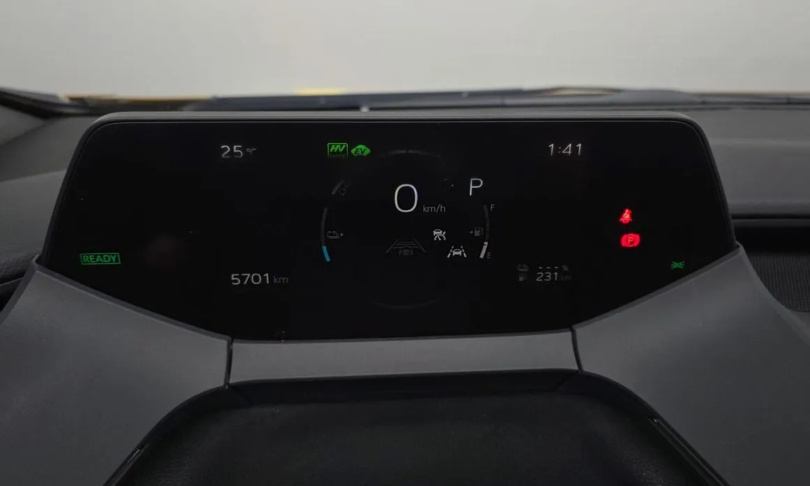Toyota Prius — фото 3