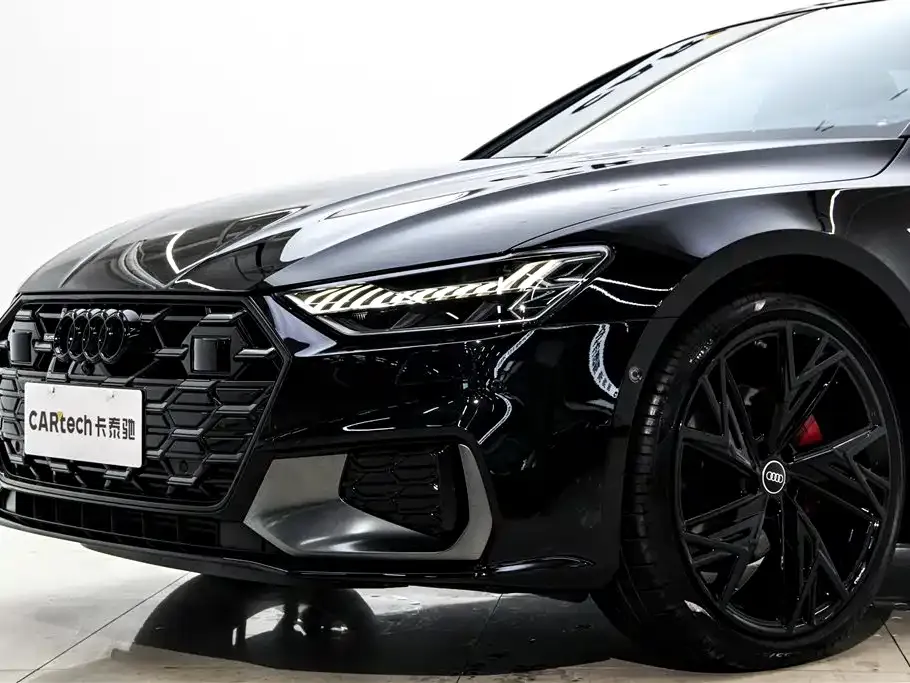 Audi A7L — фото 8