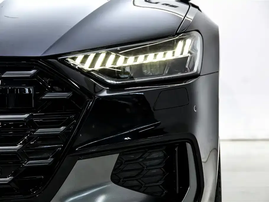 Audi A7L — фото 3