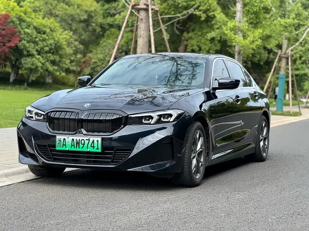 BMW i3 — фото 1