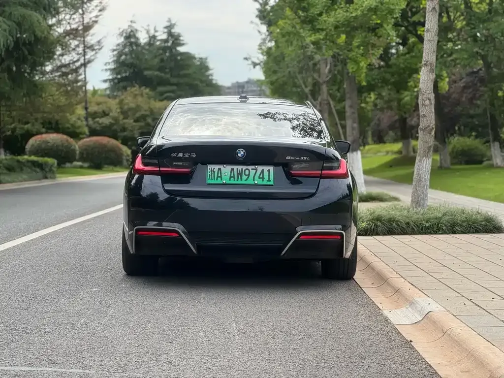 BMW i3 — фото 3