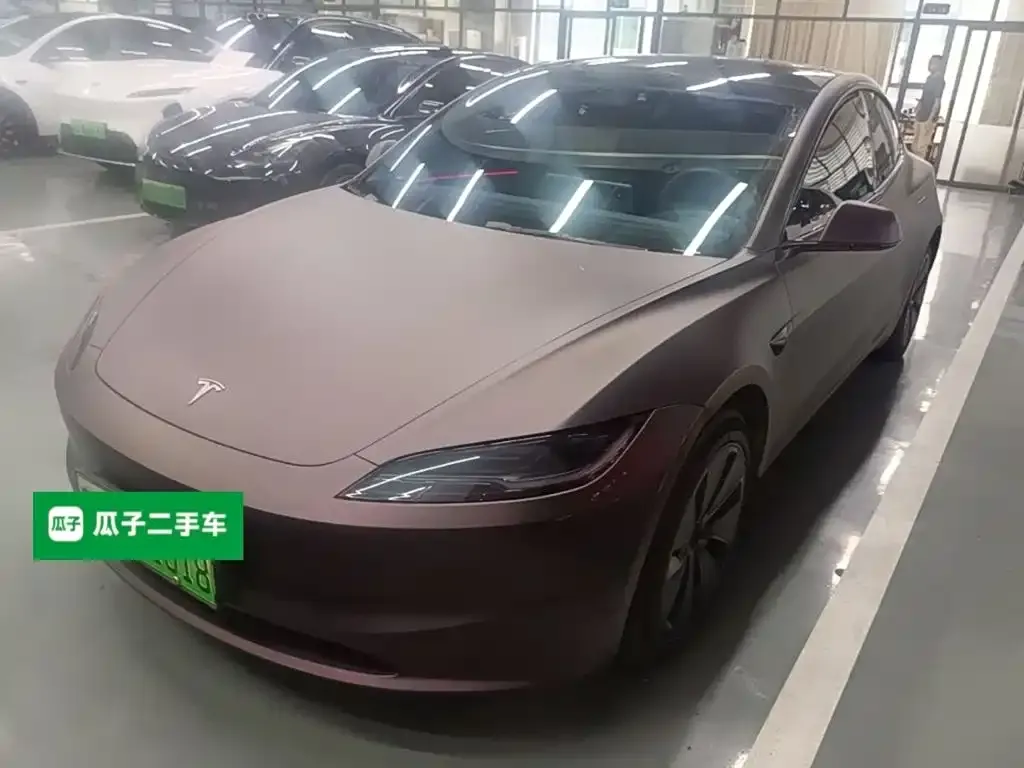 Tesla Model 3 — фото 4