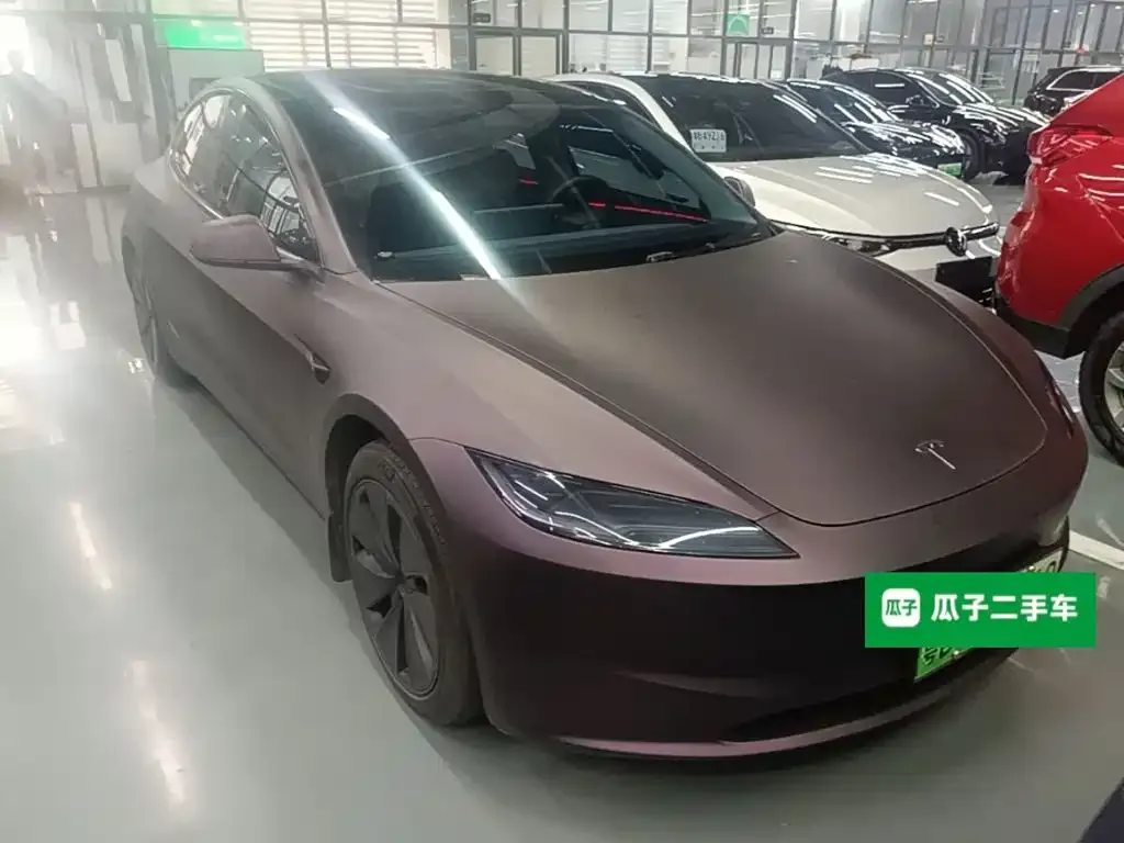 Tesla Model 3 — фото 7