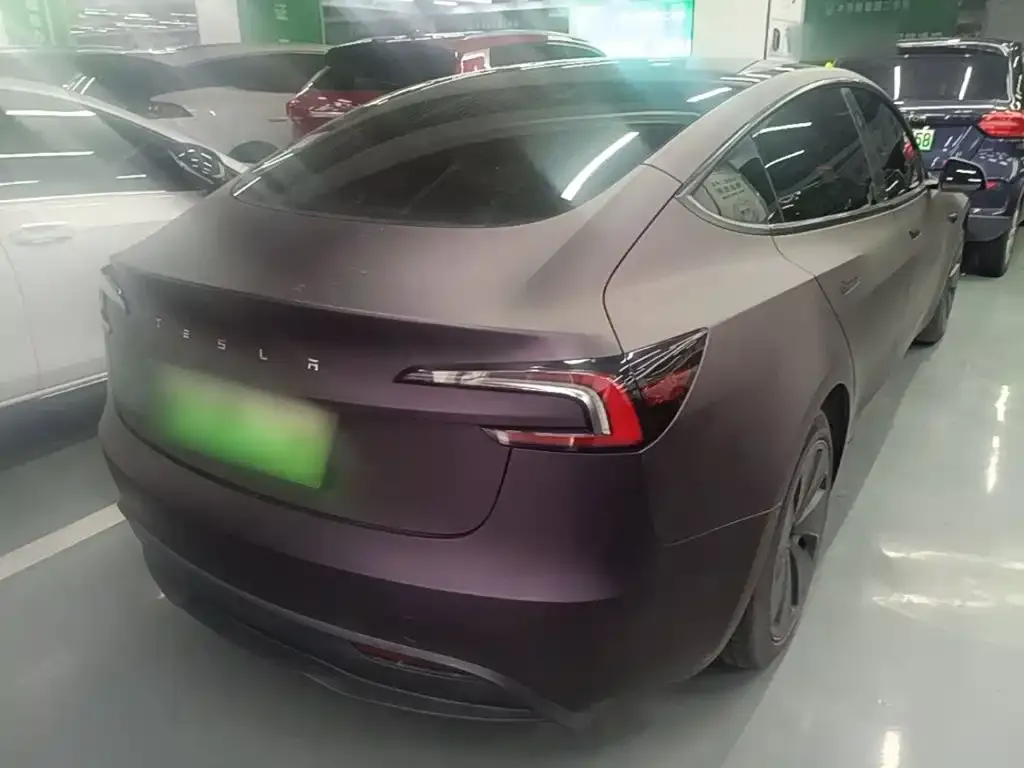Tesla Model 3 — фото 2