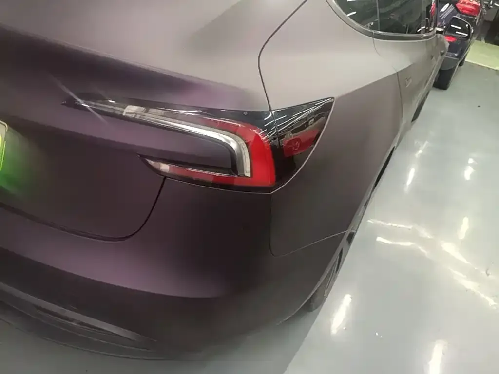 Tesla Model 3 — фото 8