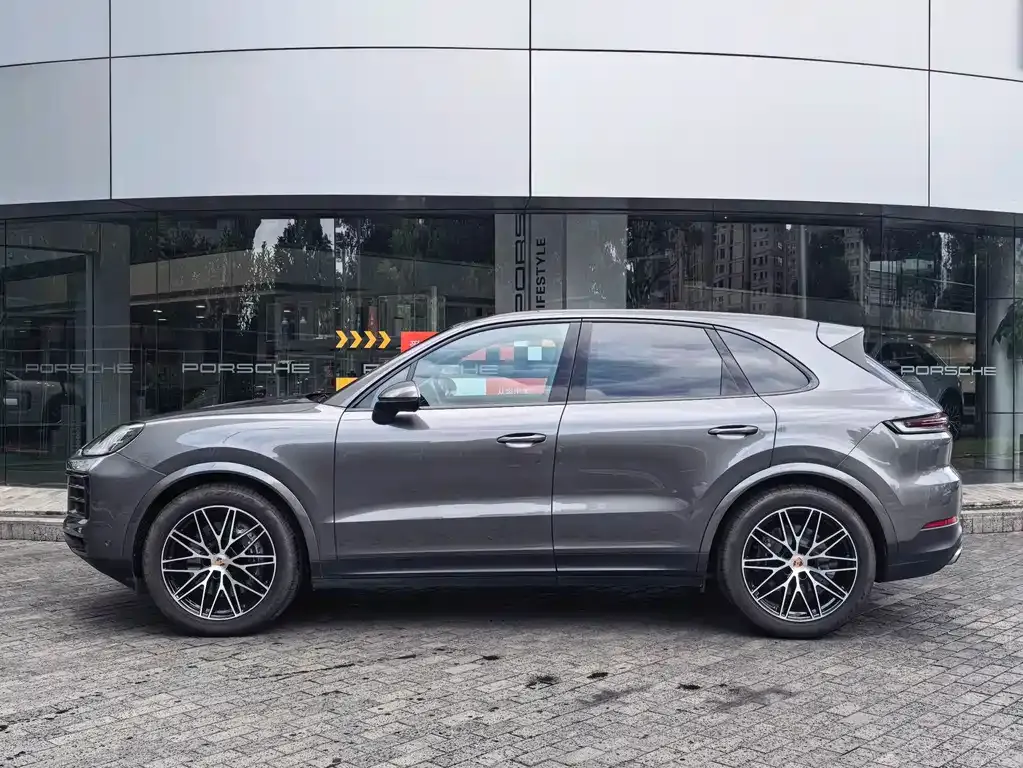 Porsche Cayenne — фото 8