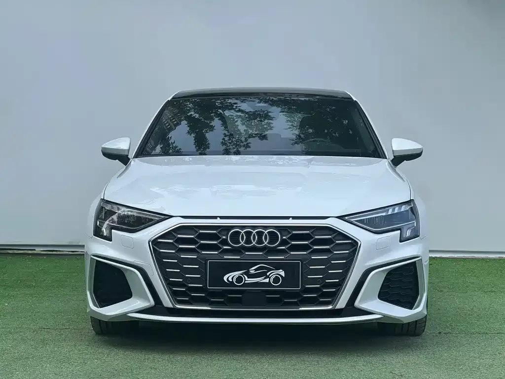 Audi A3 — фото 2