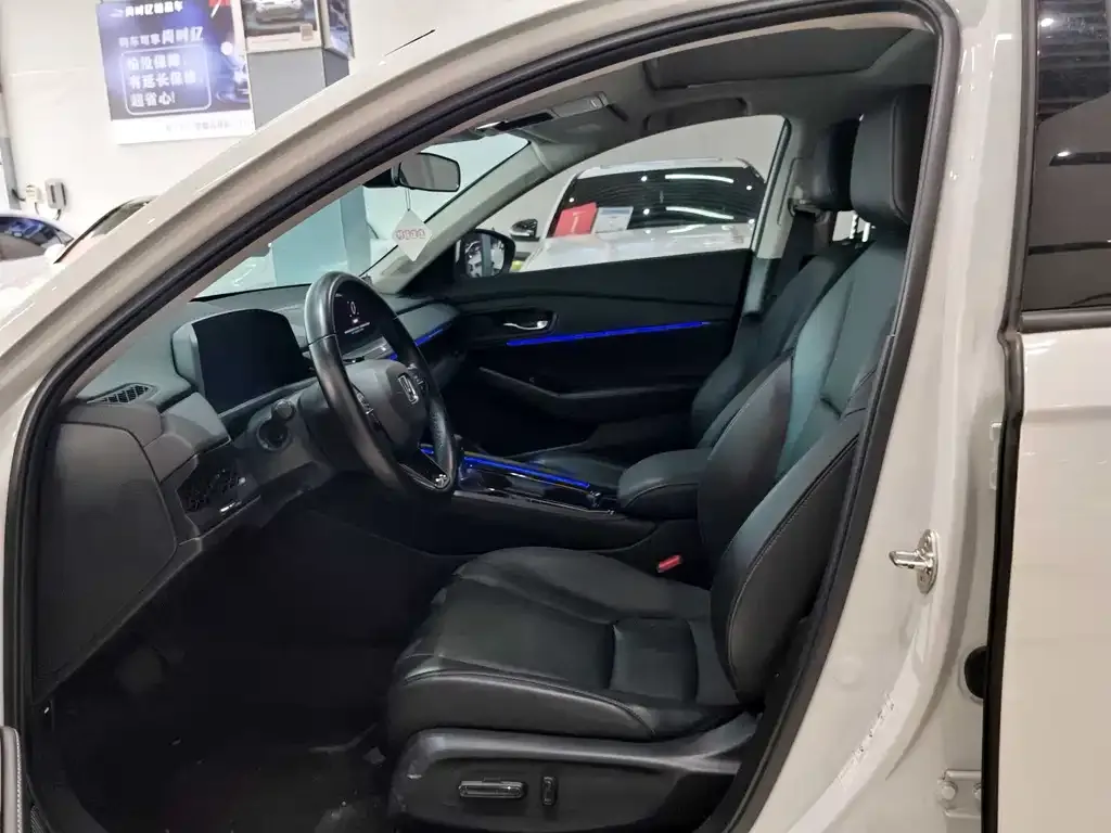 Honda Accord — фото 4
