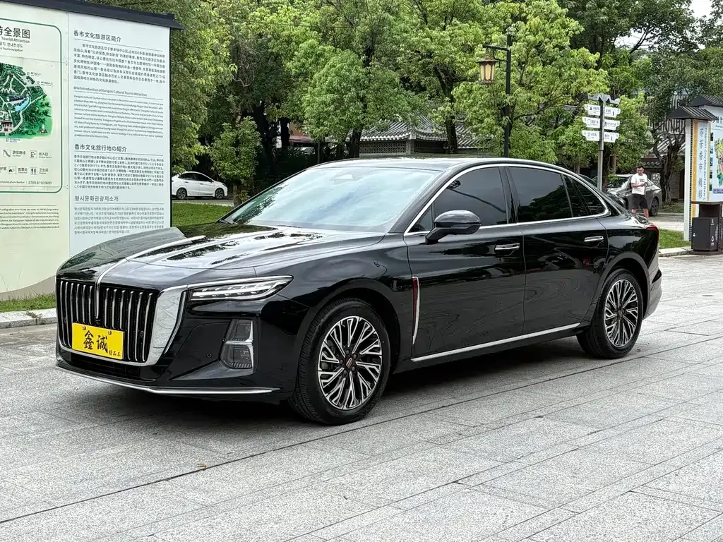 Hongqi H5 — фото 1