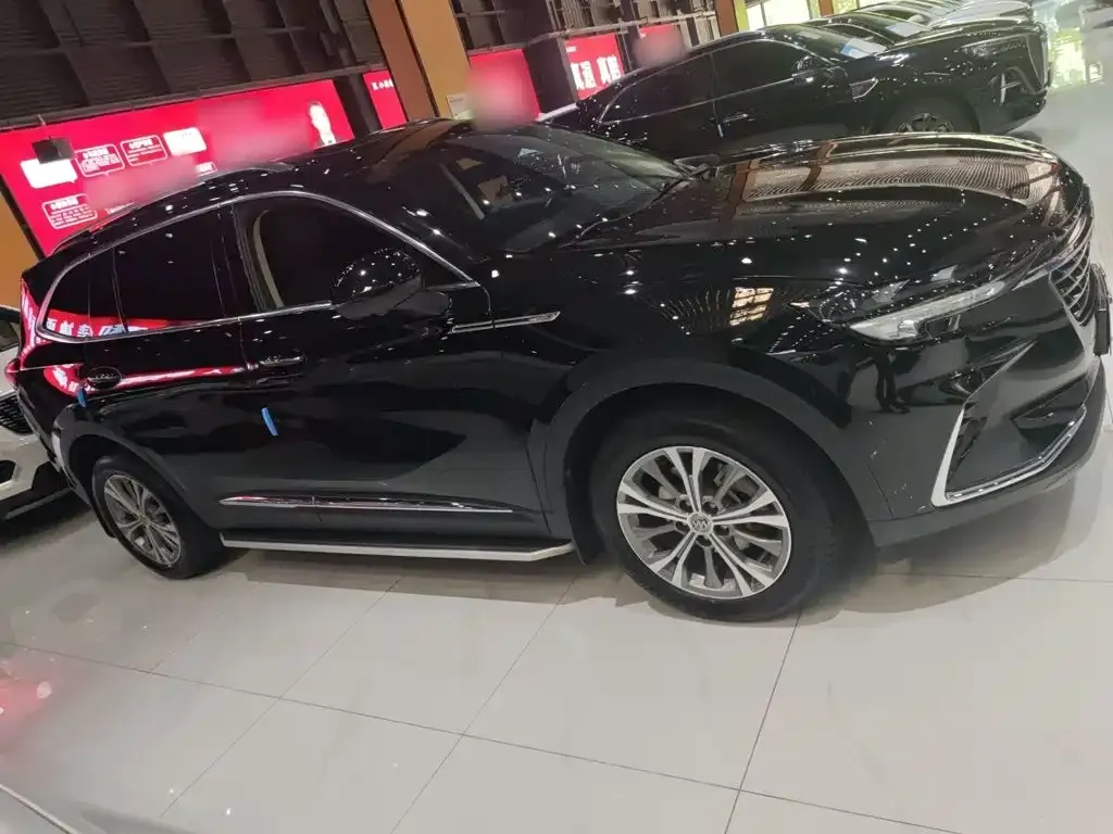 Buick Envision Plus — фото 7