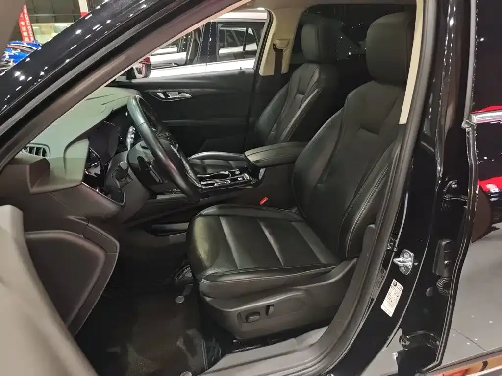 Buick Envision Plus — фото 3