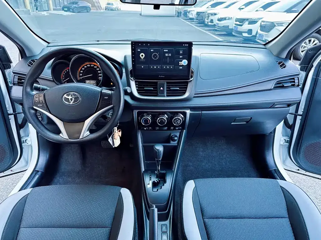 Toyota Yaris L 2022 из CN, фото 8