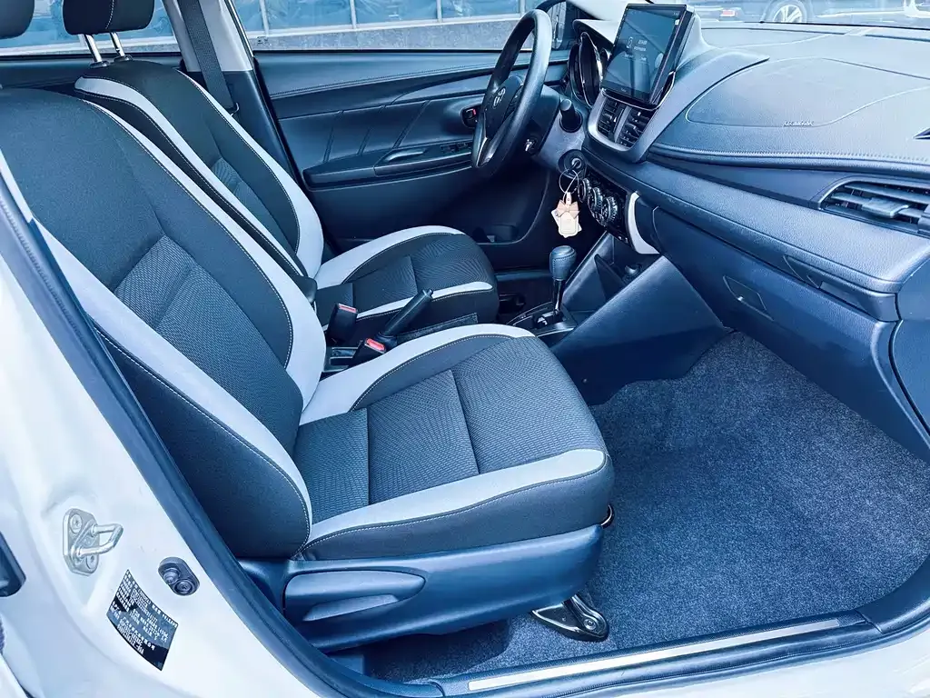 Toyota Yaris L 2022 из CN, фото 10