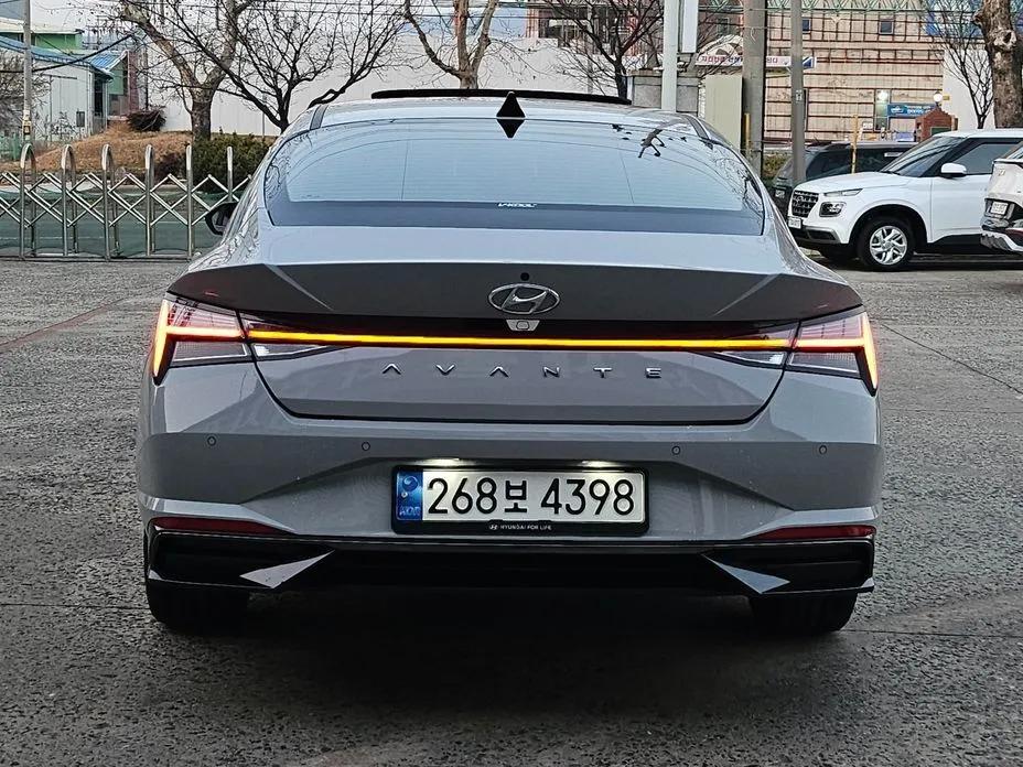 Hyundai AVANTE — фото 8