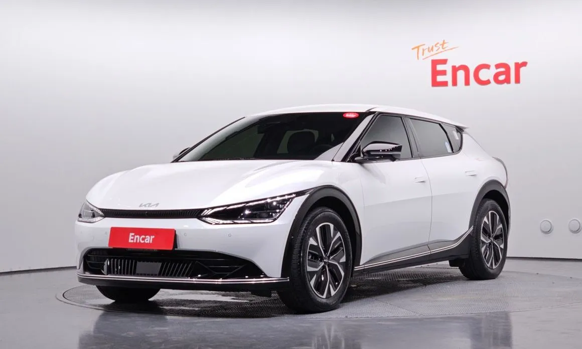 Kia EV6 — фото 1
