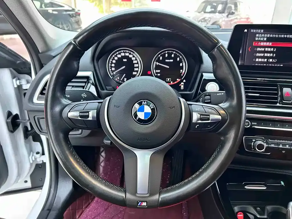 BMW 1 Series — фото 10