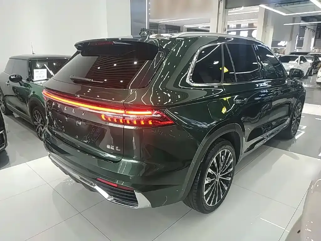 Geely Xingyue L — фото 7
