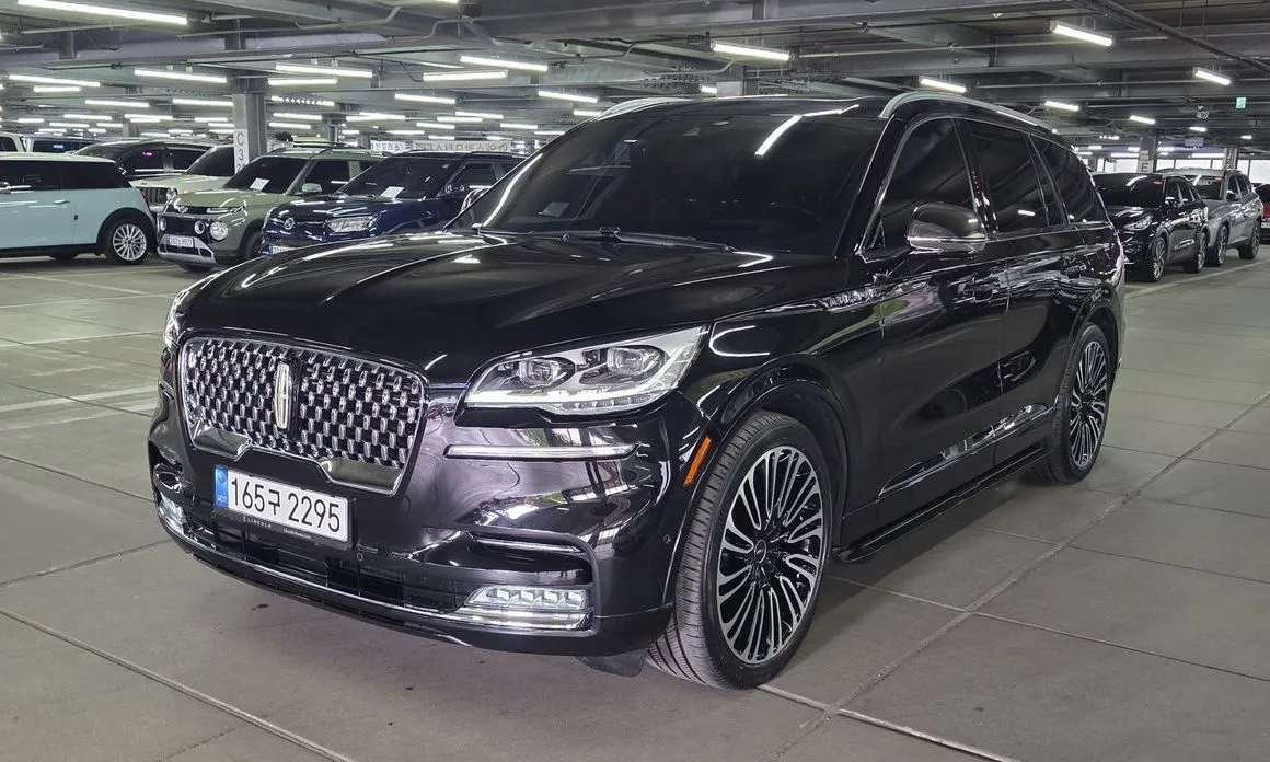 Lincoln Aviator