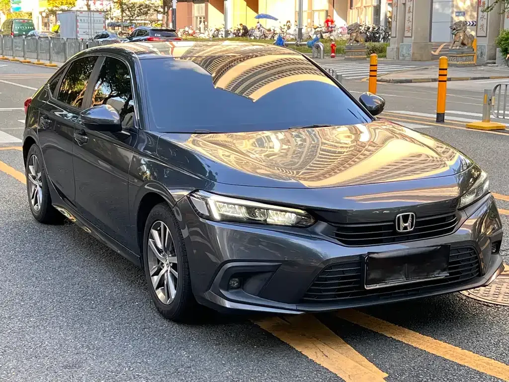 Honda Civic — фото 10