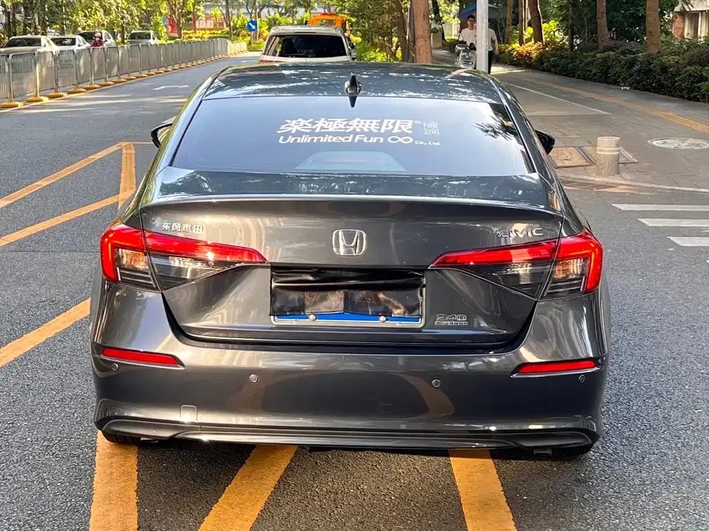 Honda Civic — фото 2