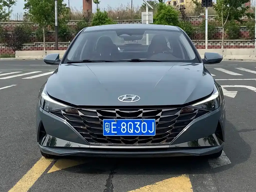 Hyundai Elantra — фото 9