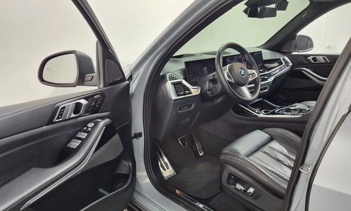 BMW X7 2024 из KR, фото 8