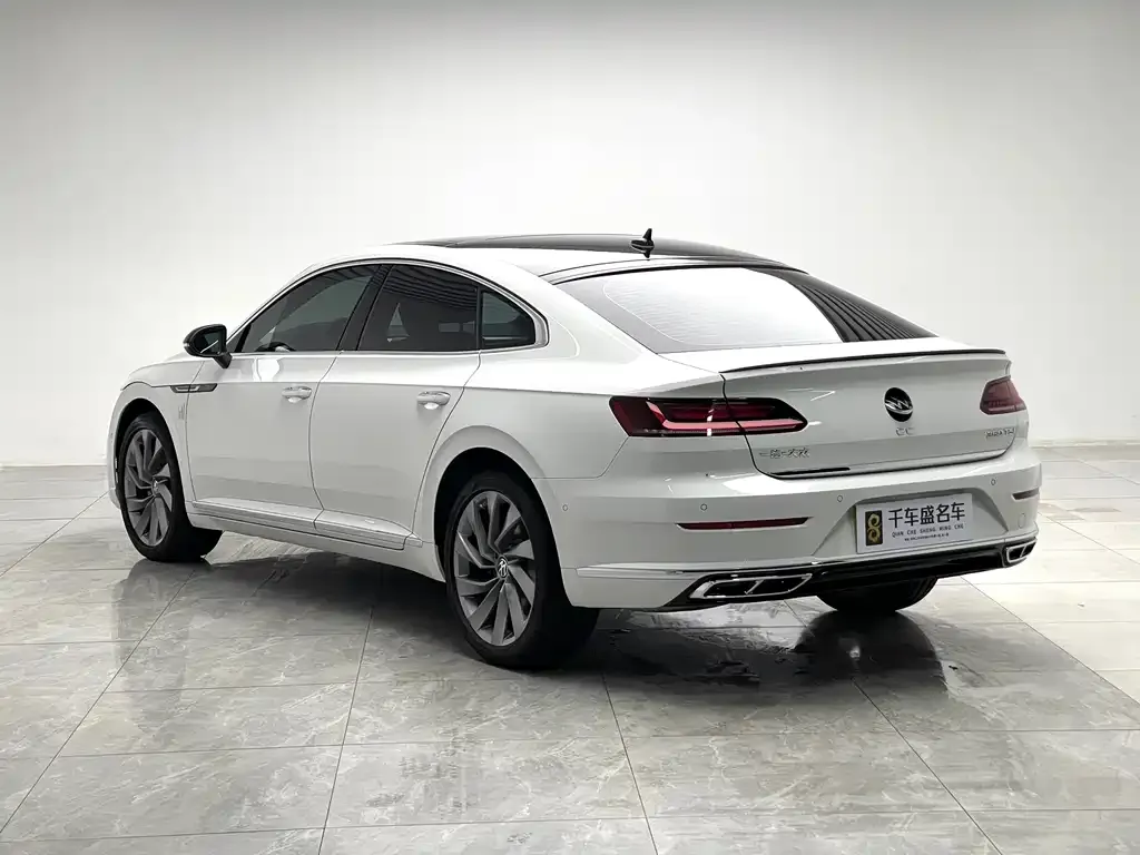 Volkswagen CC — фото 6