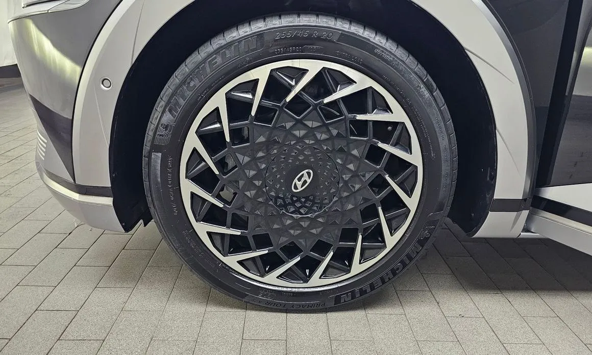 Hyundai Ioniq5 — фото 9