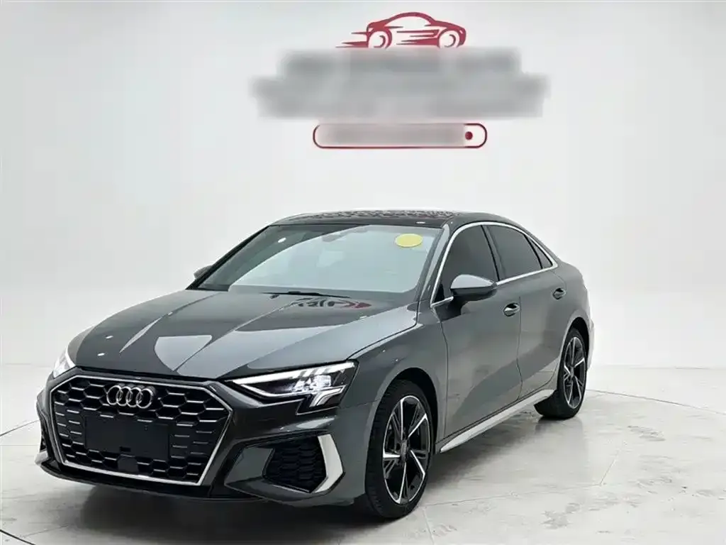 Audi A3 — фото 1