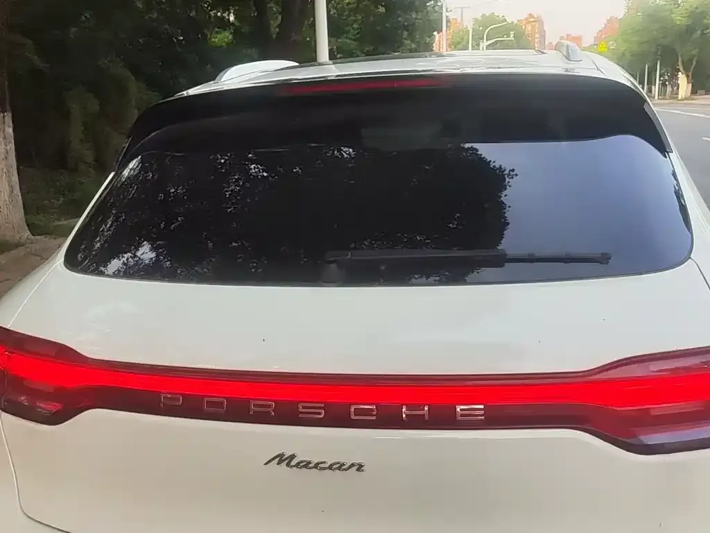 Porsche Macan — фото 4