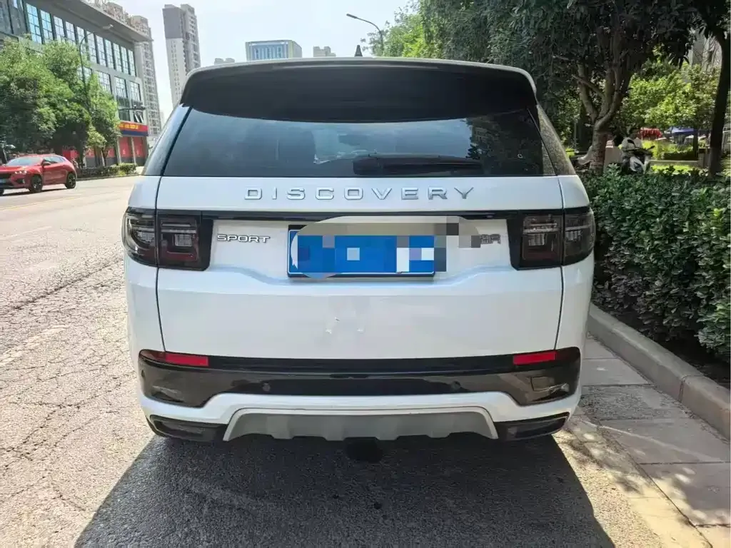 Land Rover Discovery Sport 2024 из CN, фото 3