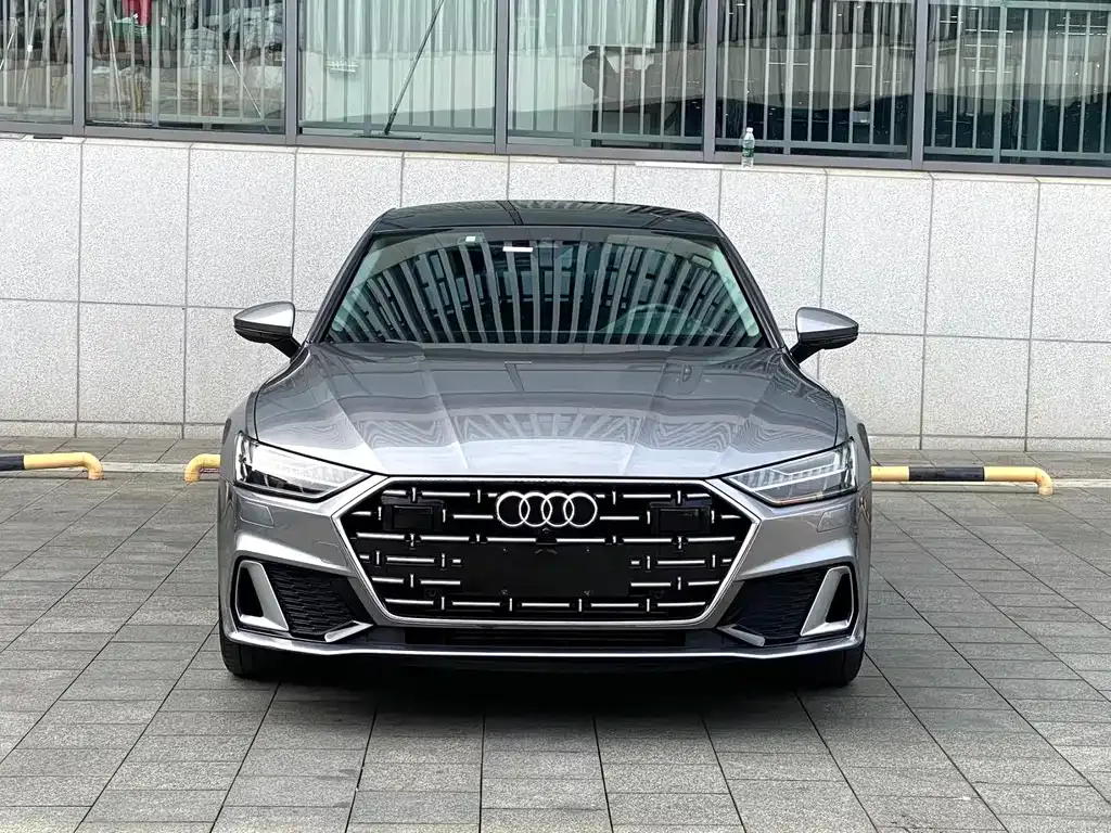 Audi A7L — фото 9