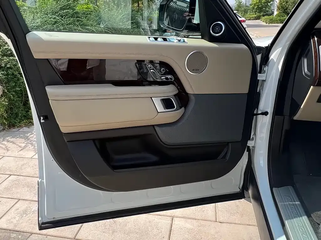 Land Rover Range Rover — фото 10