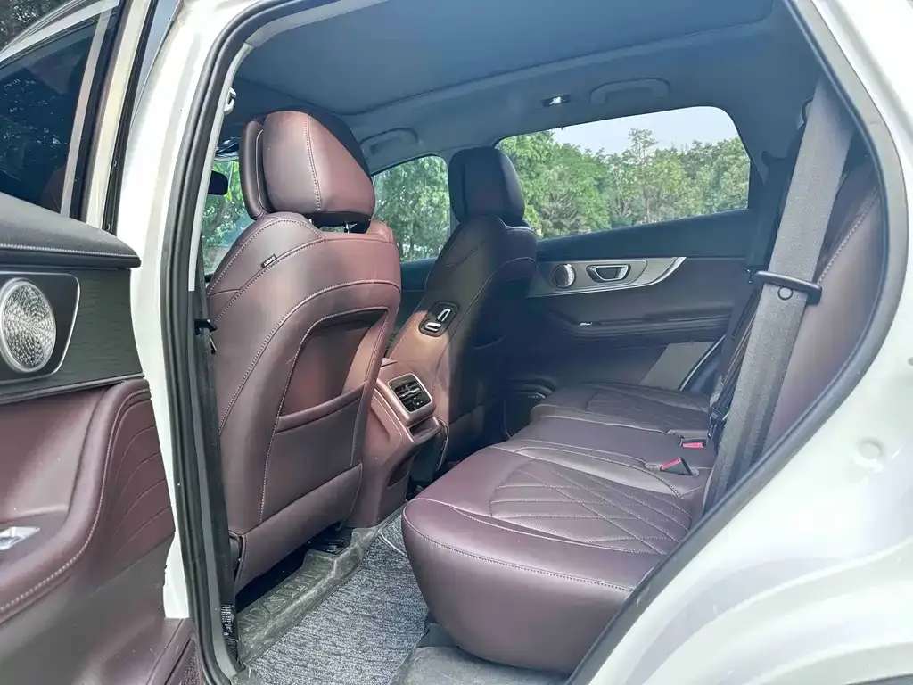 Chery Tiggo 8 PLUS — фото 2