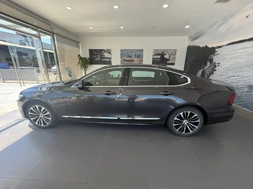 Volvo S90 — фото 5