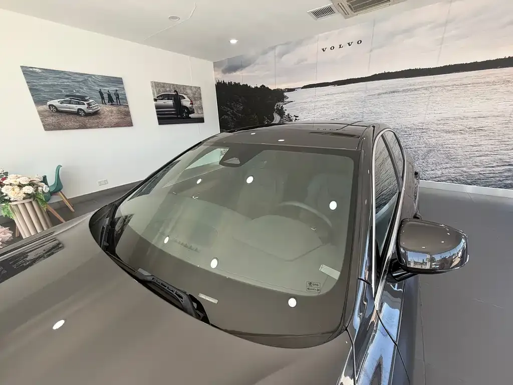 Volvo S90 — фото 10