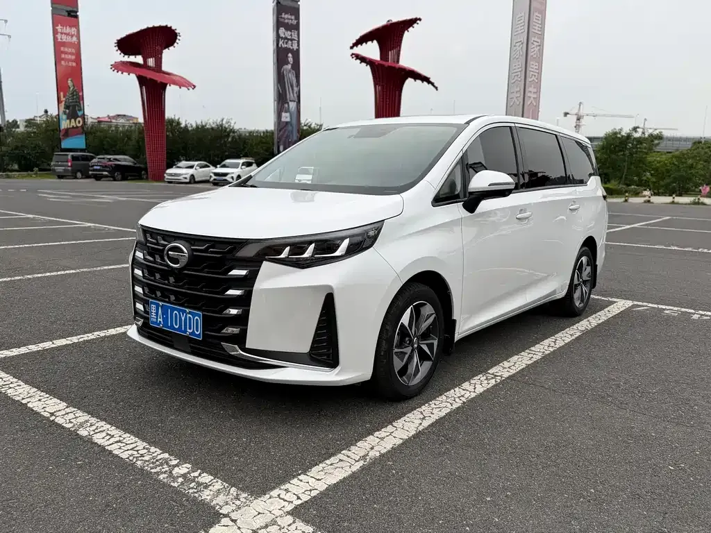 GAC Motor Trumpchi M6 — фото 1
