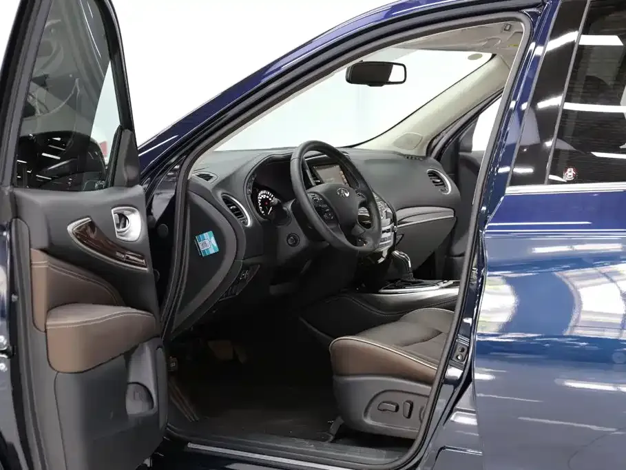Infiniti QX60 (Import) — фото 10
