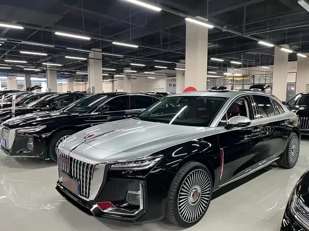 Hongqi H5 — фото 1