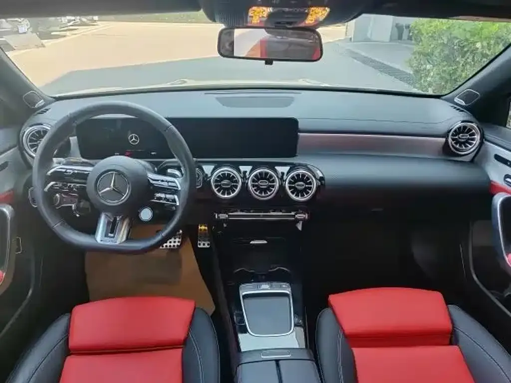 Mercedes-Benz A-Class AMG — фото 4
